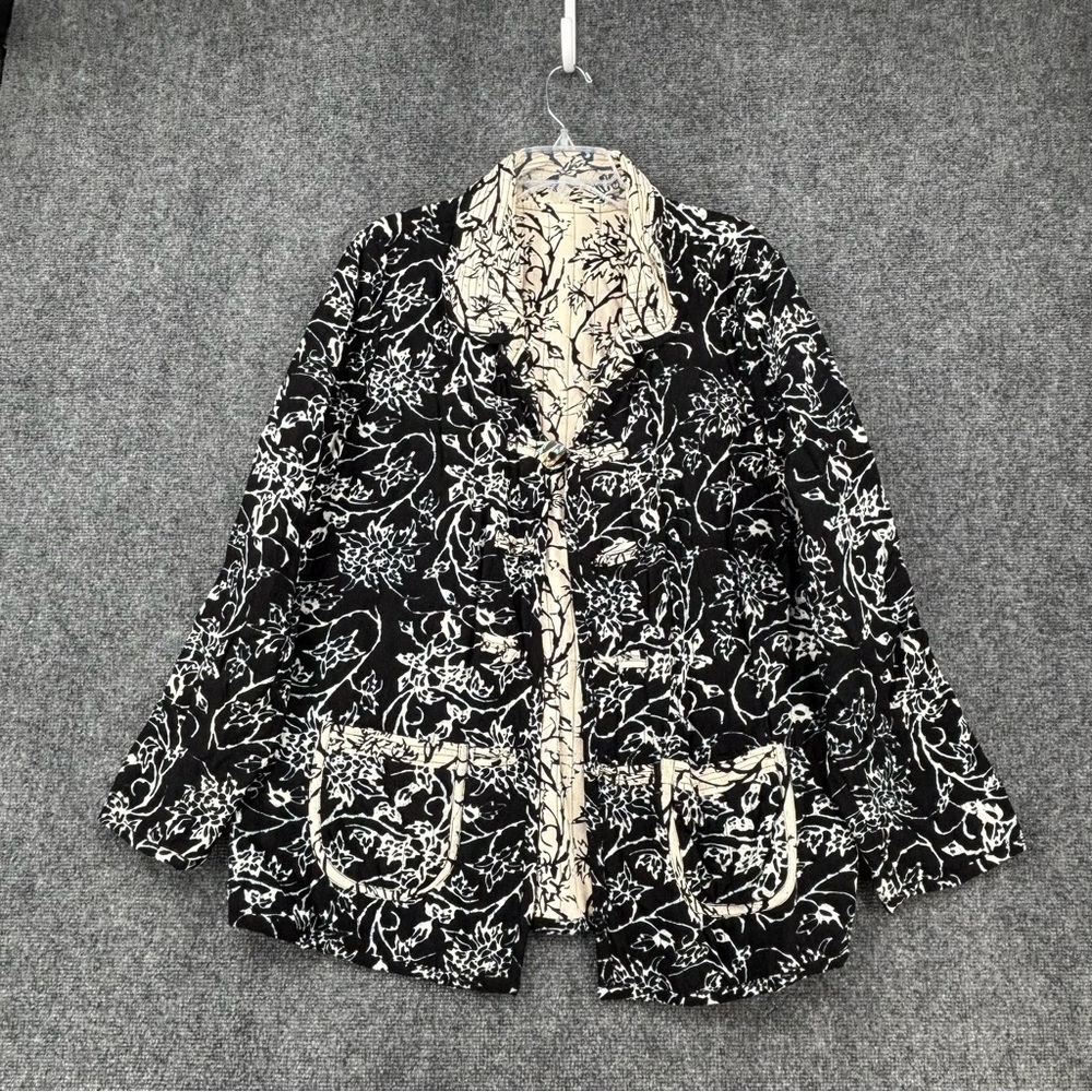 Frivolous By La Blend Black & White Reversible Quilted Blazer Women’s XL Artsy